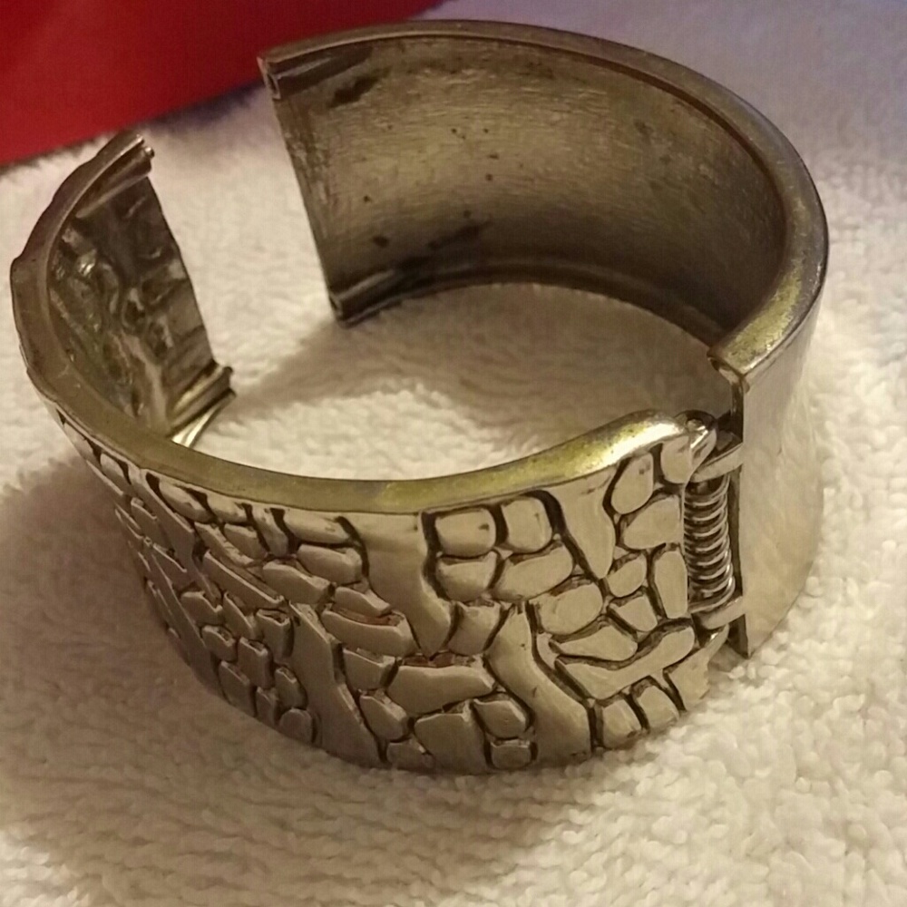 Bracelet - Picture 3 of 4